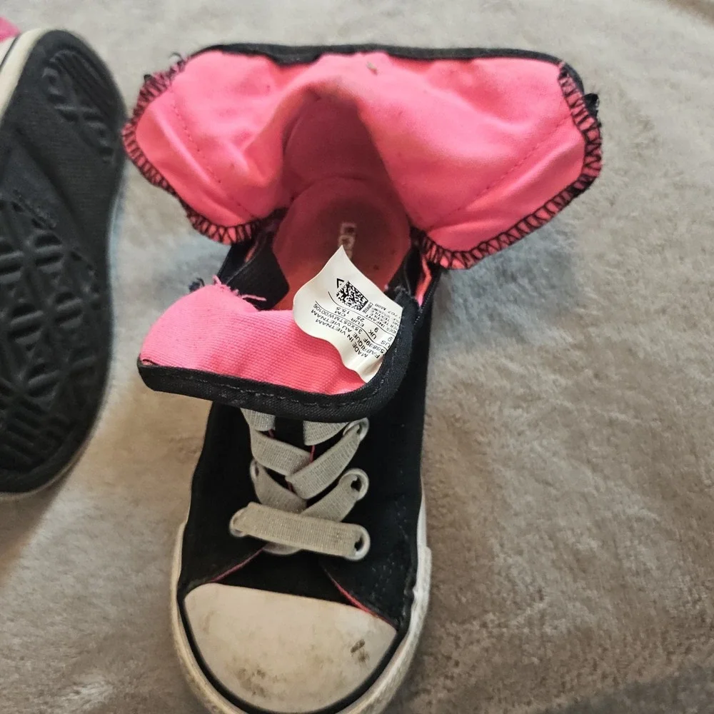 Converse All Stars Hi-Tops Pink Ribbon‎  Ruffle Design Black Infant Size 9